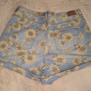 American Eagle Outfitters Sunflower Jean Shorts - Light Blue
